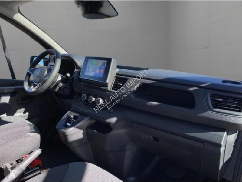 Véhicule utilitaire Renault TRAFIC CABINE...