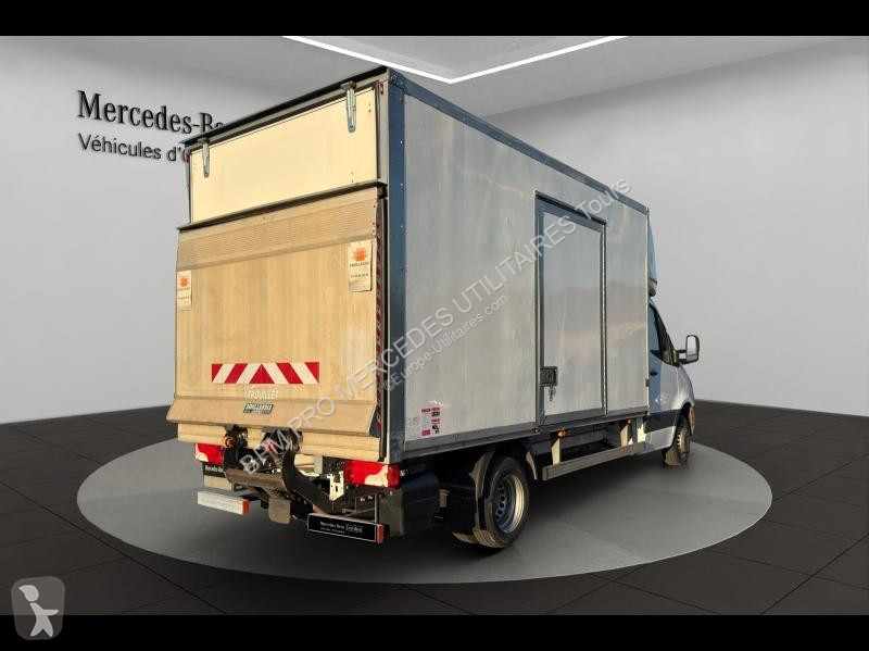 عربة نفعية Mercedes