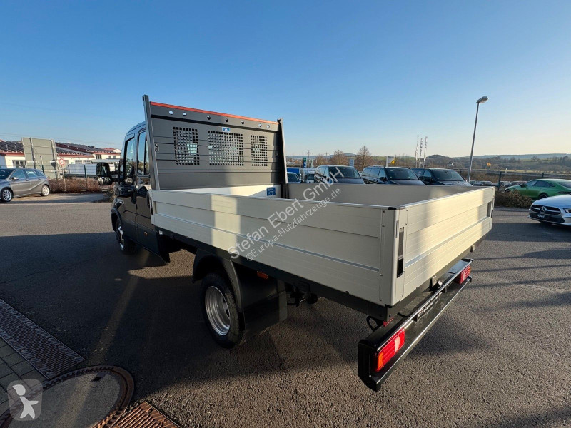 شاحنة Iveco 35C21 HA8 3.0L DoKa...