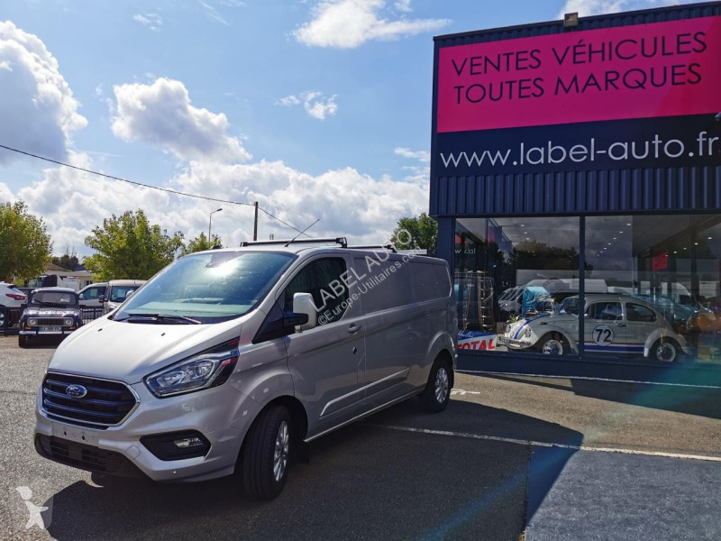 Véhicule utilitaire Ford