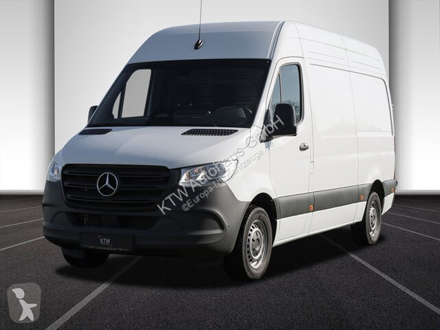 Véhicule utilitaire Mercedes Sprinter 317...