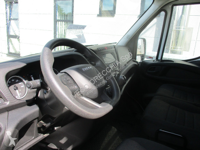 Veicolo commerciale Iveco DAILY 35S16 - 4100