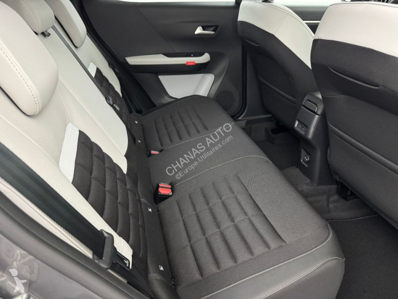 Véhicule utilitaire Citroën 1.2 Hybride 145 Max...