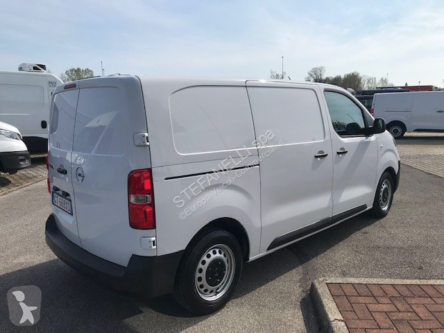 عربة نفعية Opel VIVARO 2.0 145 L2H1