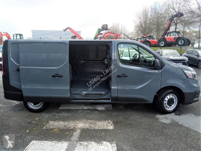 Samochód dostawczy Renault