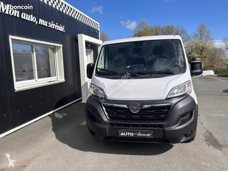 Véhicule utilitaire Opel
