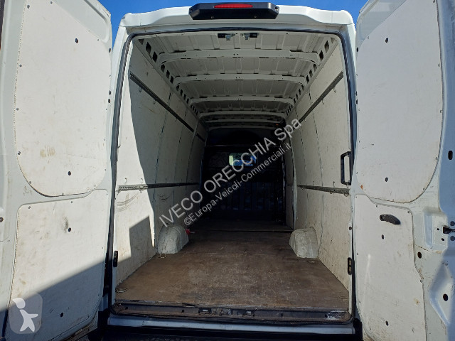 Veicolo commerciale Iveco DAILY 35S16 - 4100
