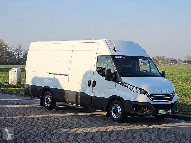 Furgoneta Iveco 35S16 L4H2 Navi Camera AC!