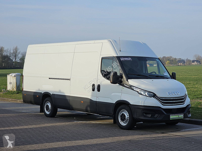 عربة نفعية Iveco 35S16 L4H2 Navi Camera AC!