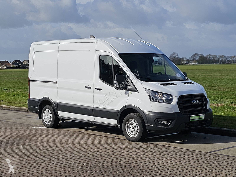 Furgoneta Ford 2.0 L2H2 Euro6 Trekhaak!