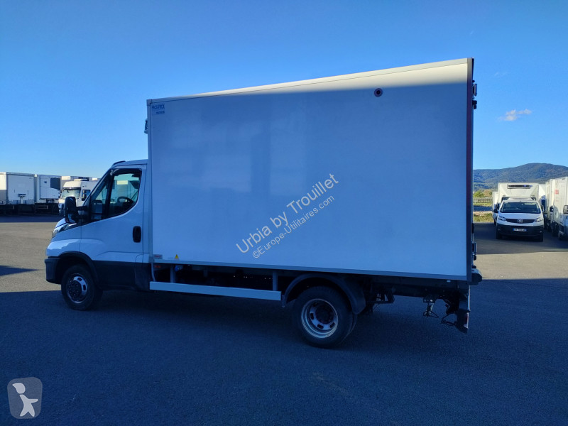 Véhicule utilitaire Iveco FRIGO 12M3 160 CV RJ...