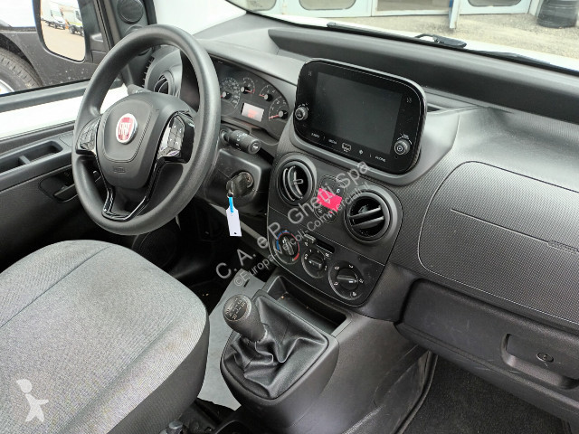 عربة نفعية Fiat Mod. Vers. Fiorino Cargo