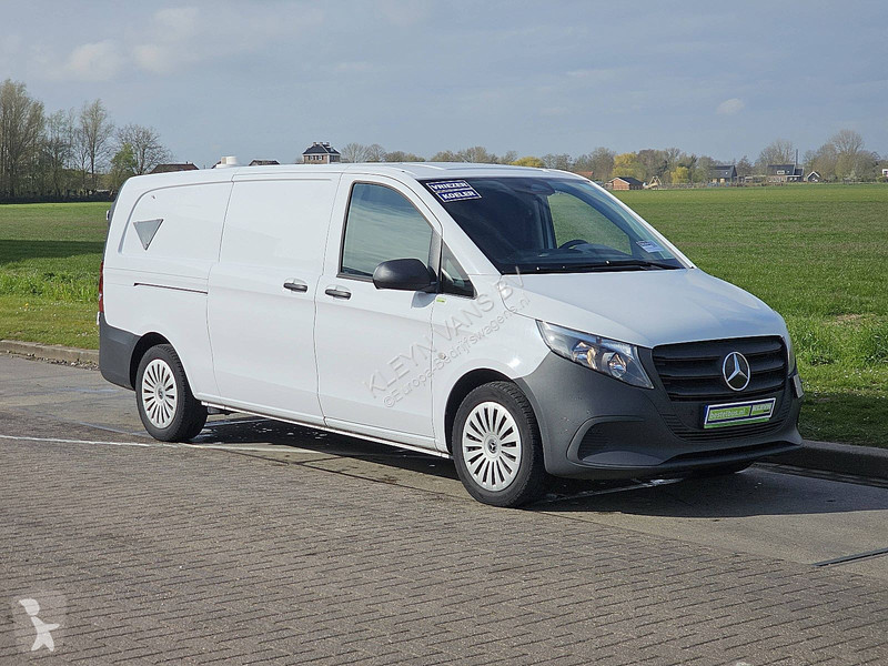 Furgoneta Mercedes 110 Veba box XL EURO6