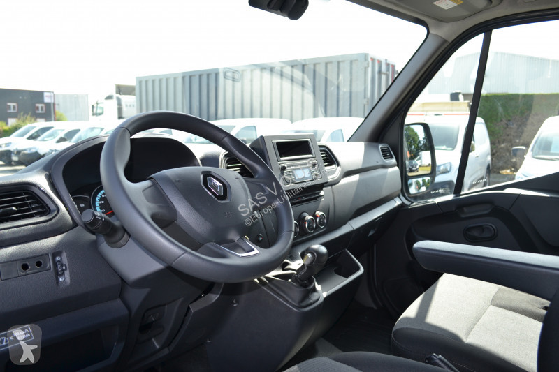 Véhicule utilitaire Renault RENAULT MASTER III...