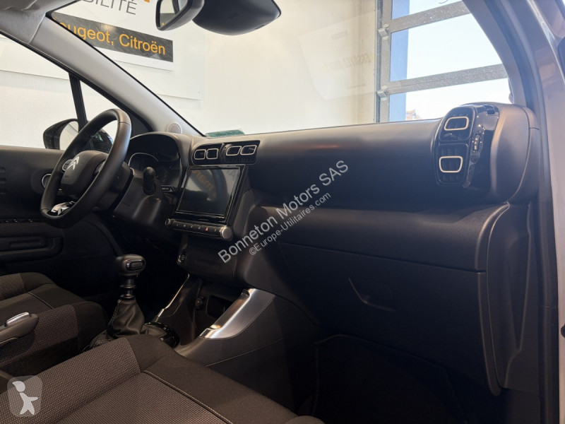 عربة نفعية Citroën C3 PureTech 110 BVM6 MAX