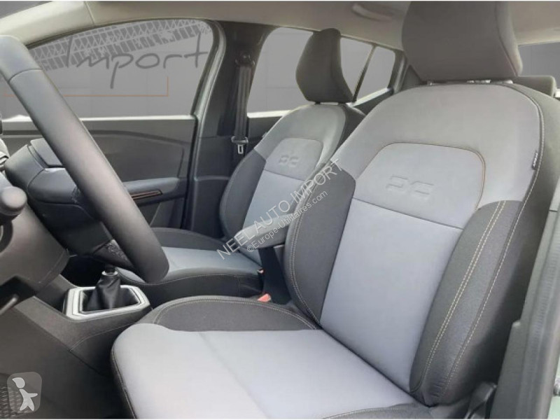 عربة نفعية Dacia SANDERO Stepway 1.0 ECO-G...