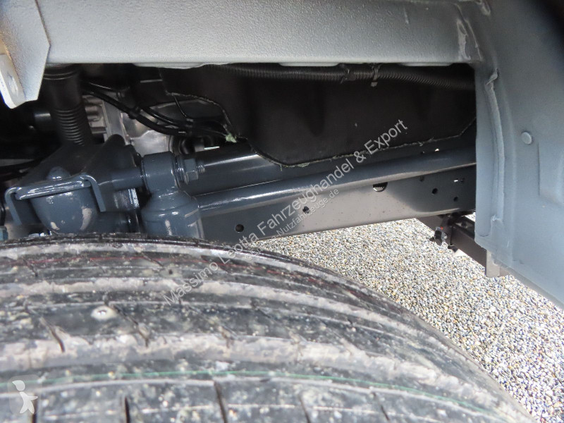 Véhicule utilitaire Iveco 35C16 3,0 Rd.3000...