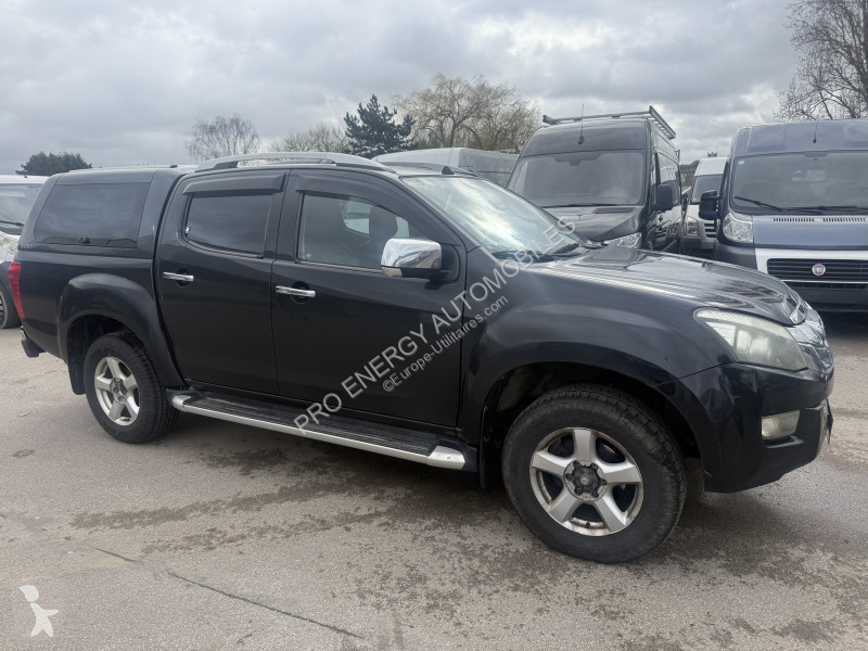 Véhicule utilitaire Isuzu 2.5 TD 163 SPACE...