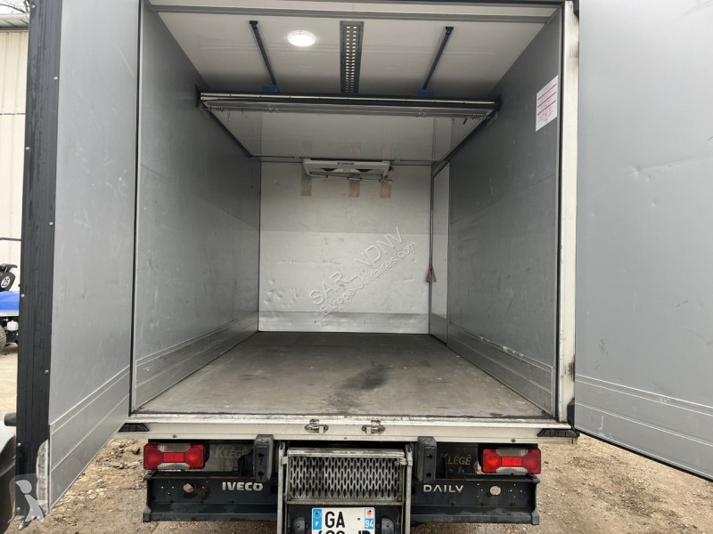 عربة نفعية Iveco 35c14
