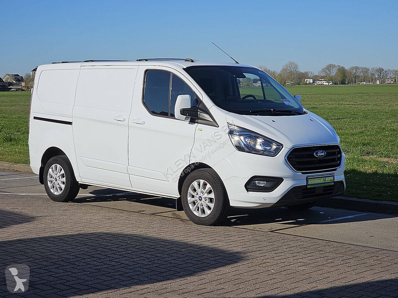 Furgoneta Ford 2.0 L1H1 LIMITED 130Pk!