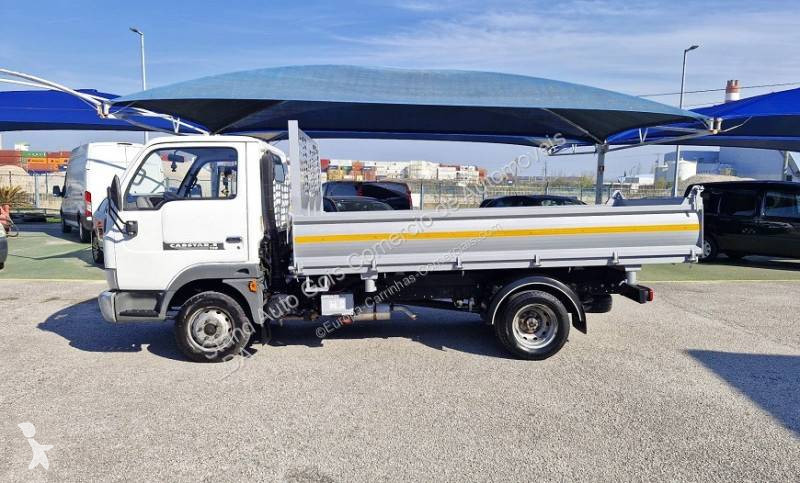 Nissan  van