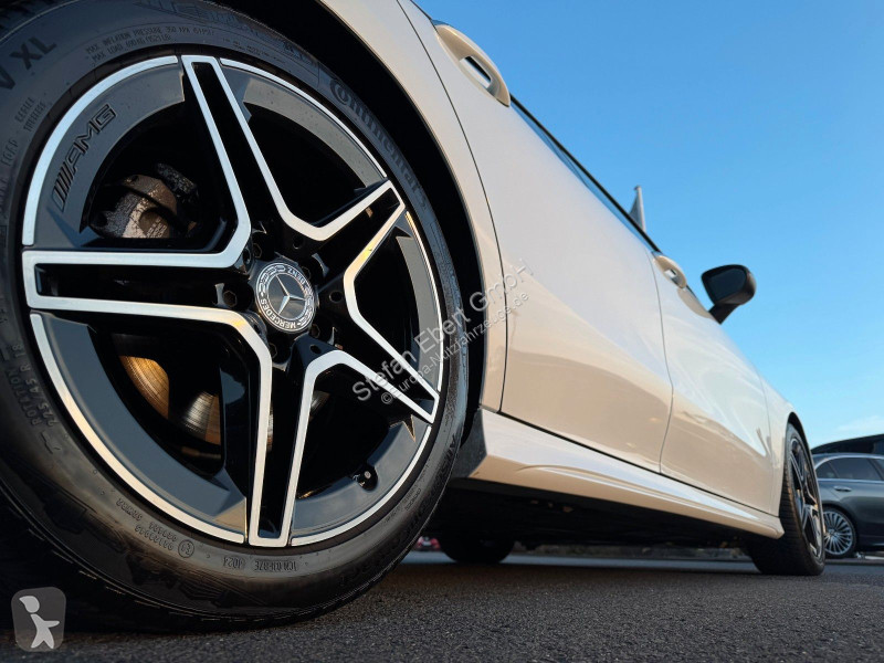Mercedes CLA...