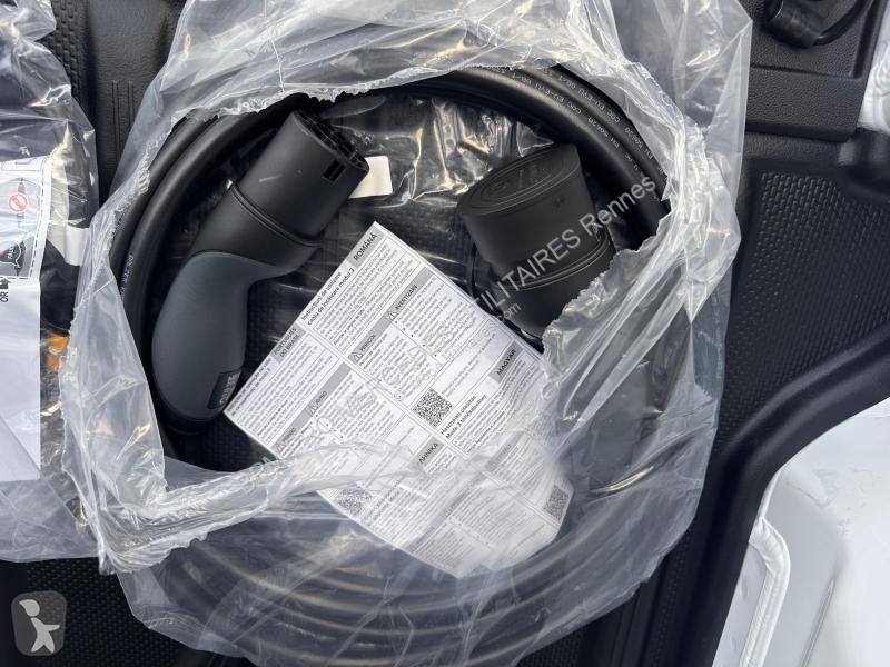 Véhicule utilitaire Mercedes e Long Pro