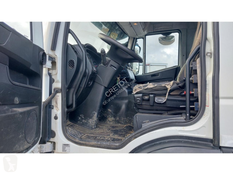 شاحنة Iveco XWAY 6x4 AD 260X46 Z HR OFF...