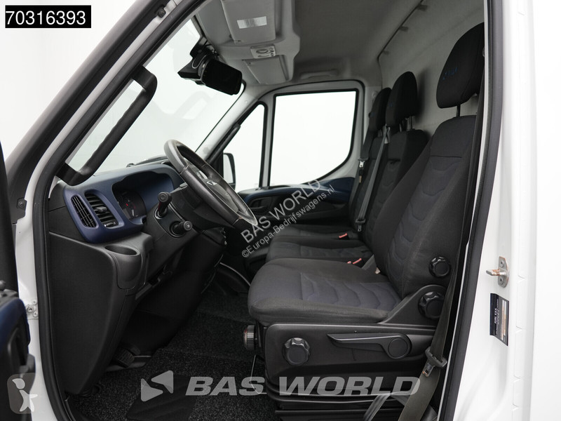 Furgoneta Iveco 35C18 3.0L Automaat Foodtruck...