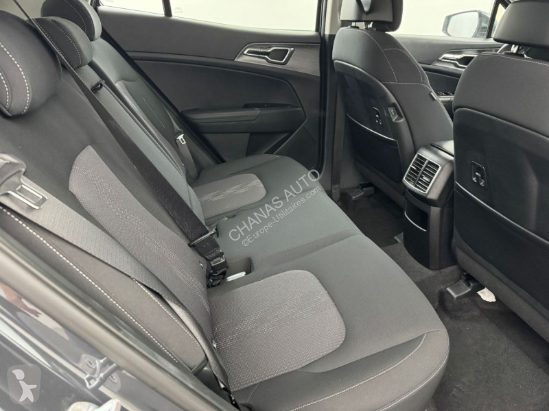 Samochód dostawczy KIA 1.6 CRDi 136 MHEV Active...