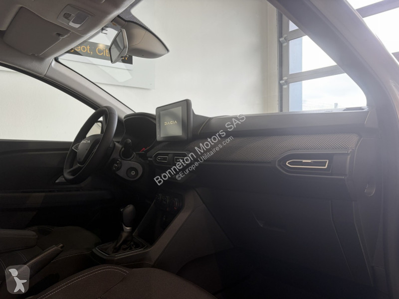 Samochód dostawczy Dacia (3) Expression TCe 90 CVT