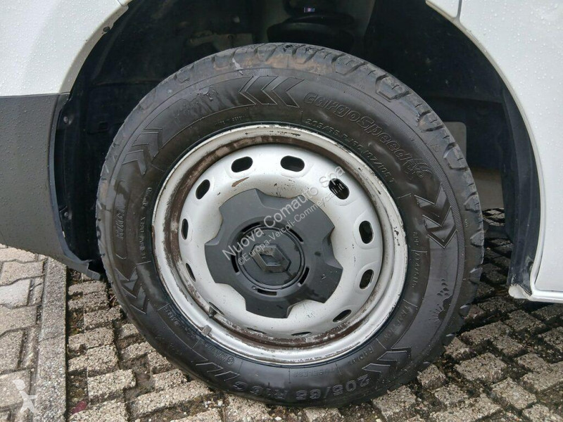 عربة نفعية Renault IV