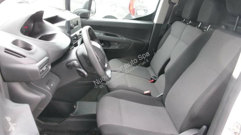 Veicolo commerciale Peugeot