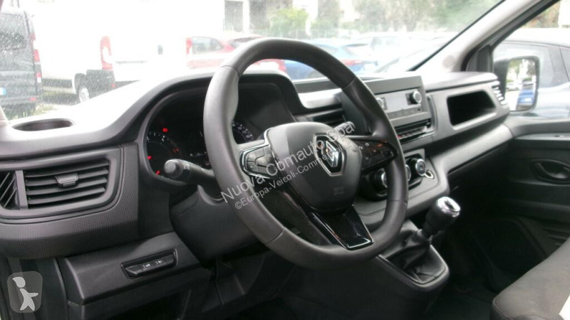 عربة نفعية Renault IV