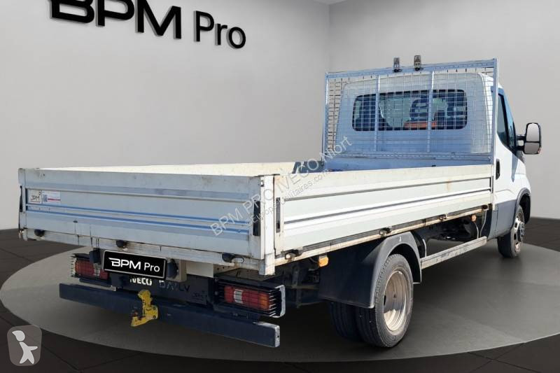 عربة نفعية Iveco