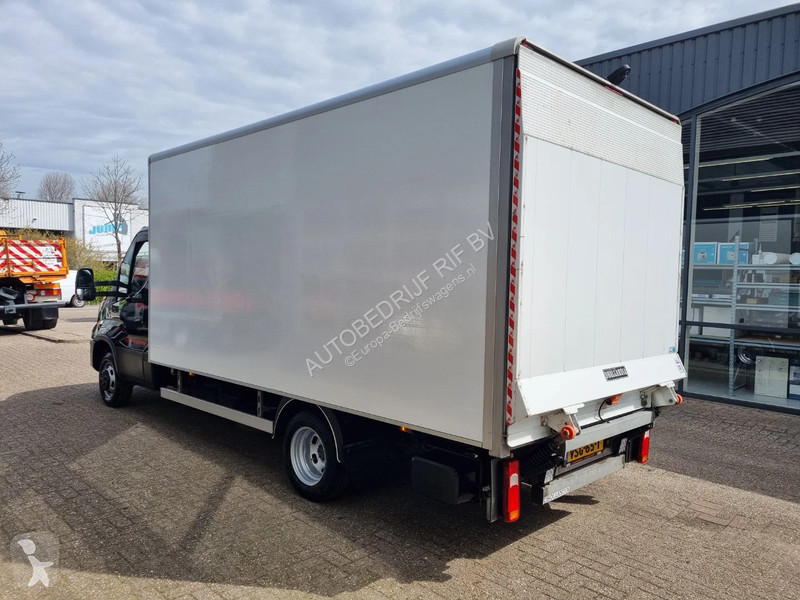 Samochód dostawczy Iveco 40C18 3.0D Koffer GVW...