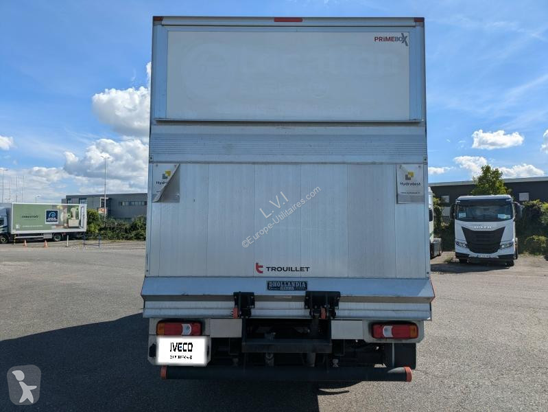 Véhicule utilitaire Iveco CCb 35C16H...