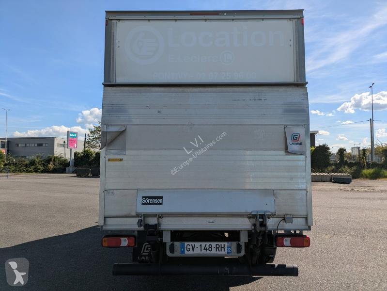 Véhicule utilitaire Iveco CCb 35C16H...