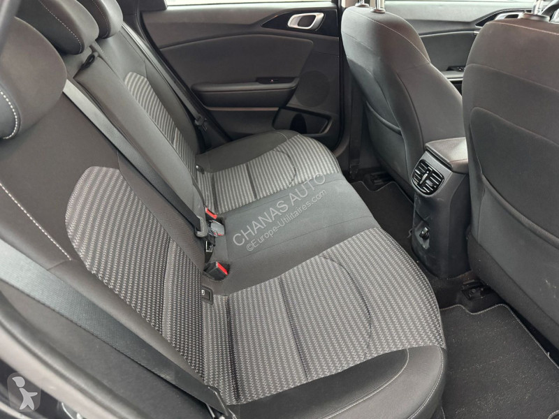 Samochód dostawczy KIA SW 1.6 GDi 141 PHEV...