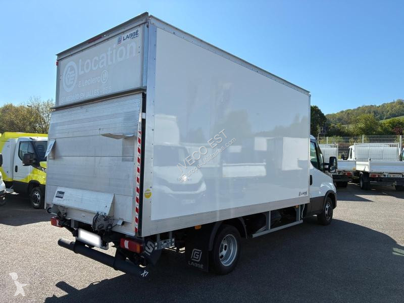 Véhicule utilitaire Iveco CCb 35C16 Moteur 3L00...