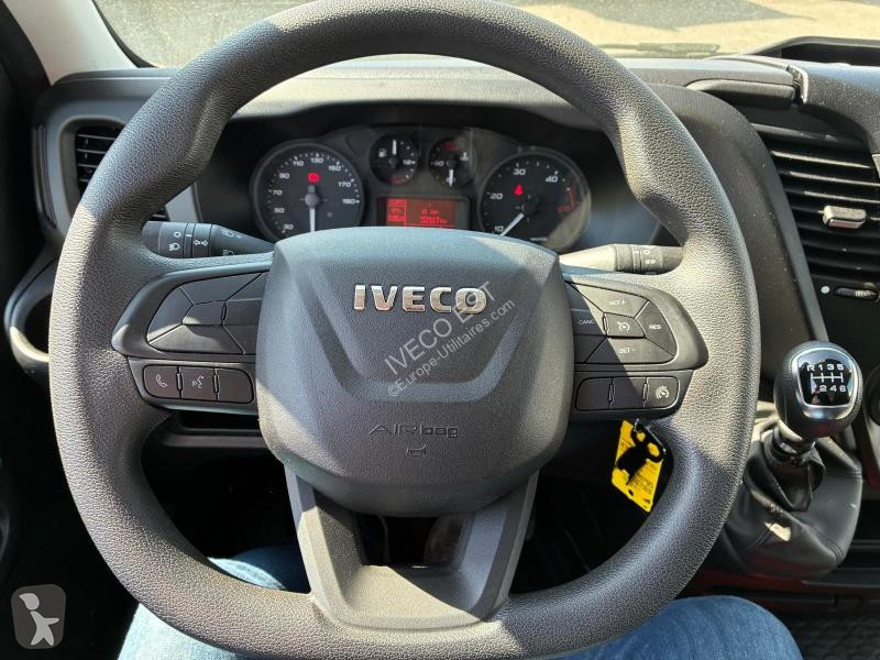 Véhicule utilitaire Iveco Moteur 3L00 160CV  37...