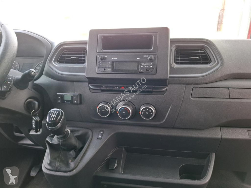 Véhicule utilitaire Renault F3500 L2H2 2.3 dCi...
