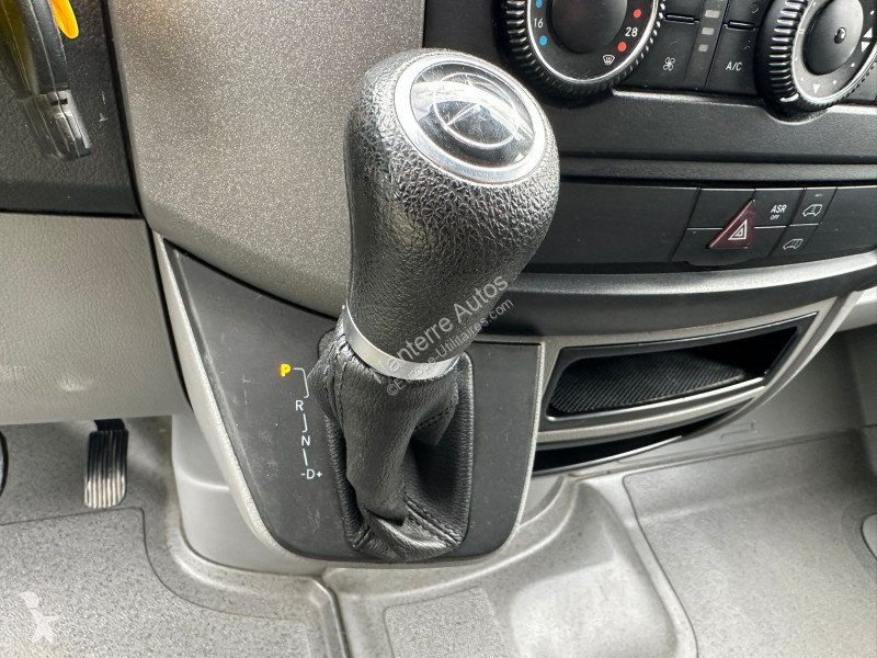 عربة نفعية Mercedes SPRINTER 12000 HT 214 CDI...