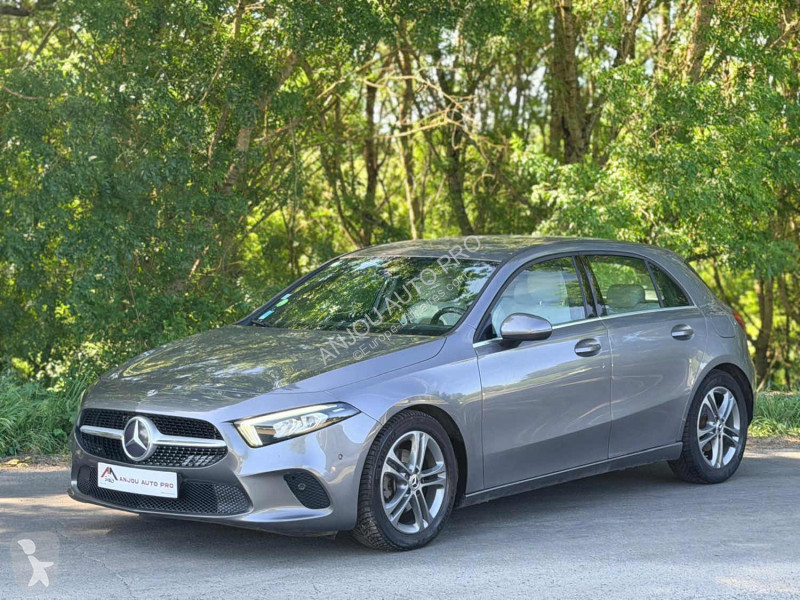 عربة نفعية Mercedes 180 D 7G-DCT STYLE LINE
