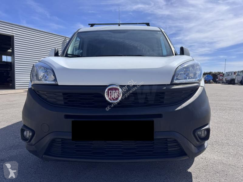 عربة نفعية Fiat  DOBLO