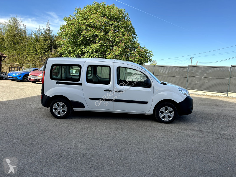 Лекотоварен автомобил Renault Maxi Grand Volume...