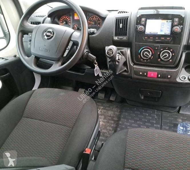 Véhicule utilitaire Opel
