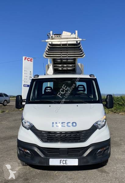 عربة نفعية Iveco