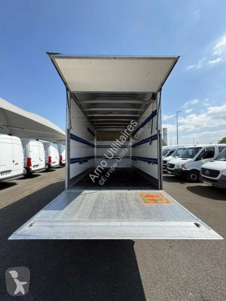 Véhicule utilitaire Mercedes