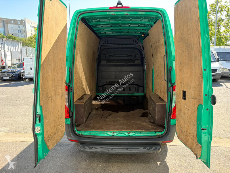 عربة نفعية Mercedes SPRINTER FG 13250 HT  214...